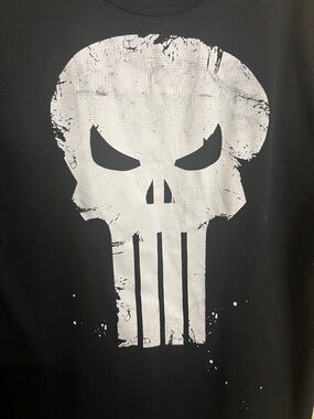 MAD Engine Marvel The Punisher Logo 2XL Long Sleeve Shirt